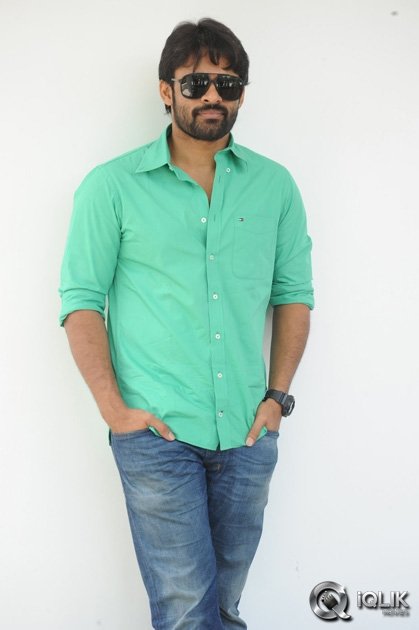 Sai-Dharam-Tej-Interview-About-Pilla-Nuvvu-Leni-Jeevitham